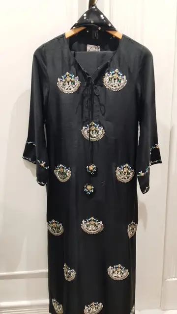 Zunaira Hameed catalogue