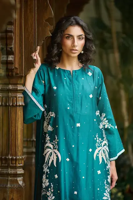 Cocoon Clothing catalogue image