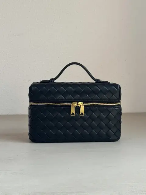 KUKU catalogue