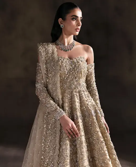 Republic Womenswear catalogue