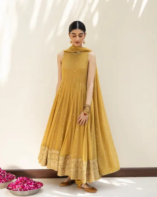 Garoor catalogue